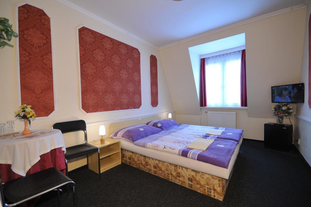 Pension Velicky Zamocek Poprad Exterior photo