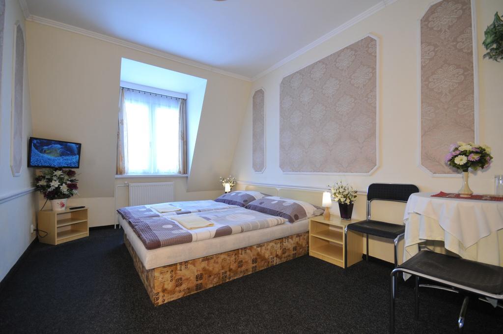 Pension Velicky Zamocek Poprad Exterior photo