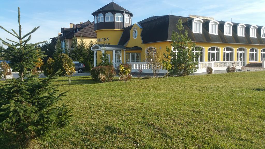 Pension Velicky Zamocek Poprad Exterior photo