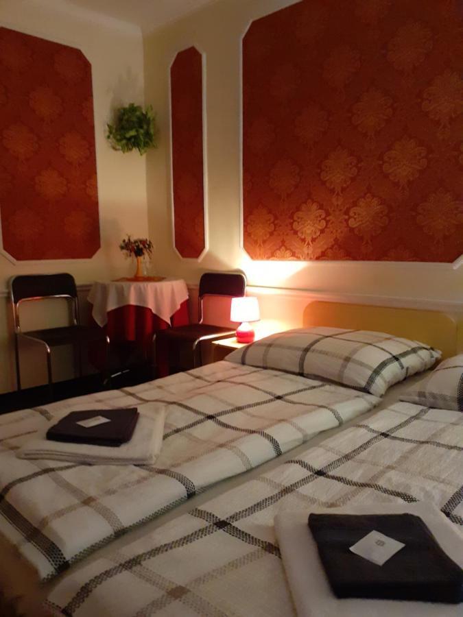 Pension Velicky Zamocek Poprad Exterior photo