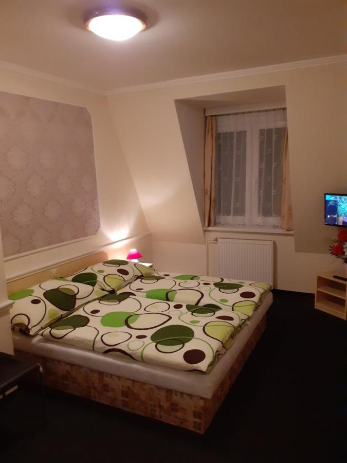 Pension Velicky Zamocek Poprad Exterior photo